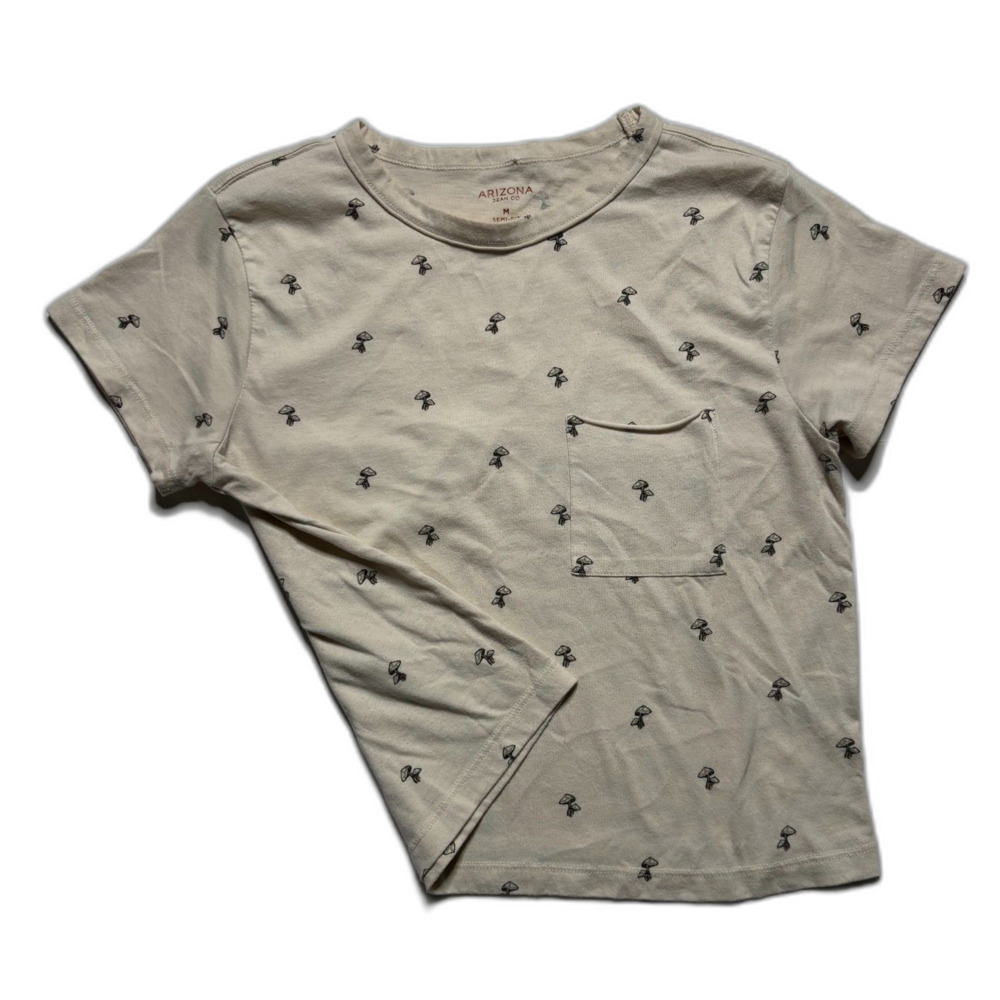 Cropped Tee Shirt with Mushrooms and Front Pocket | Arizona Jean Company Medium